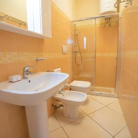 Serra Alimini アパート