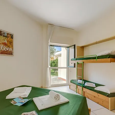 Serra Alimini アパート *