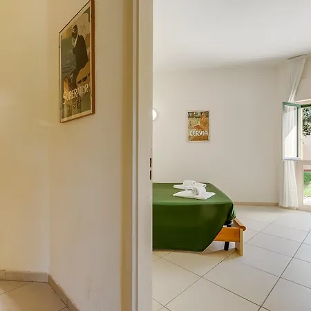 アパート Serra Alimini